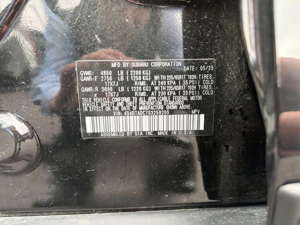Used 2025 Crystal Black Silica Subaru Premium image 22