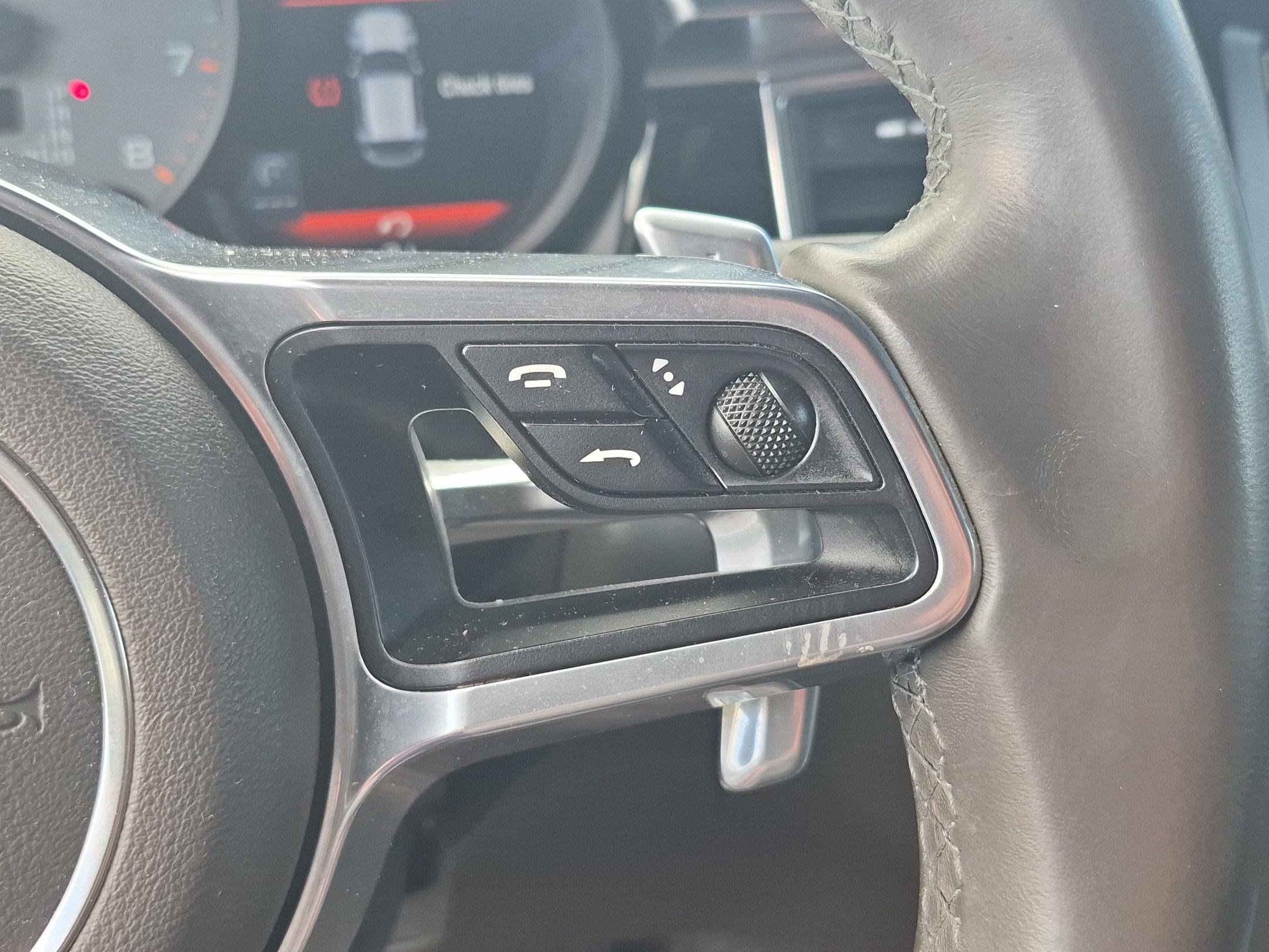 Used 2016 Gray Porsche S image 18