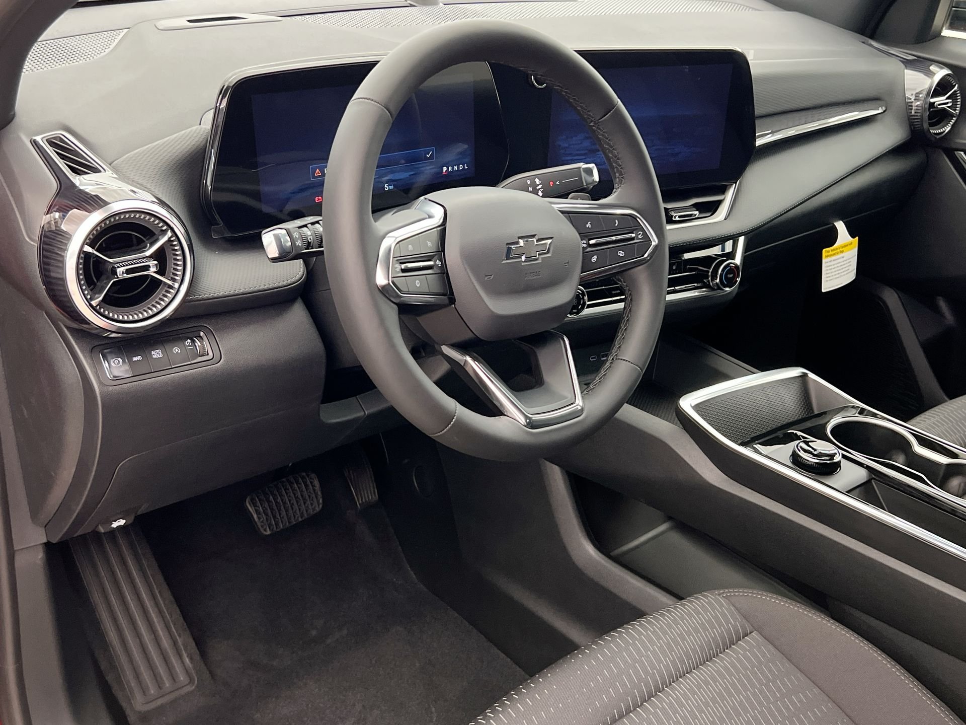 2026 Chevrolet Equinox LT - Photo 38