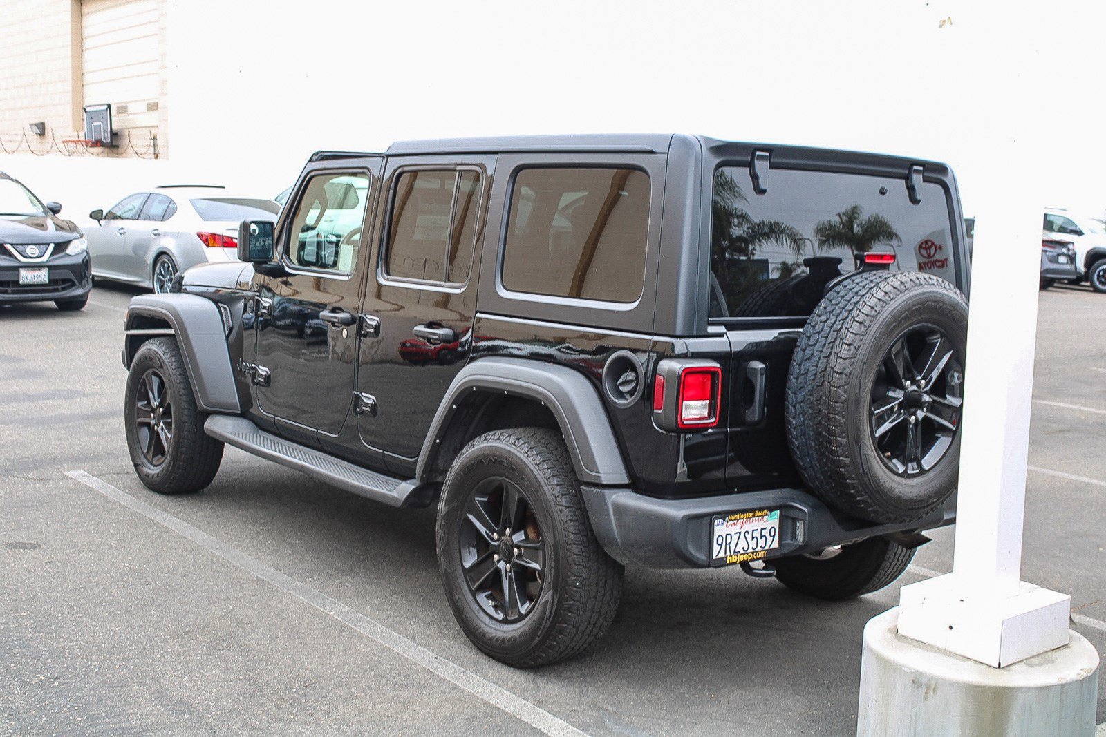Used 2021 Black Clearcoat Jeep Unlimited Sport Altitude image 7