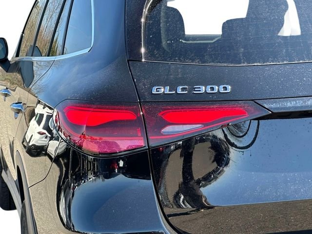 New 2026 Black Mercedes-Benz GLC 300 image 11