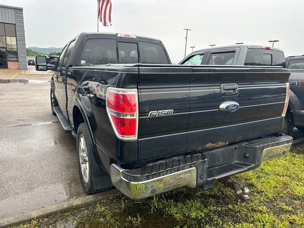 Used 2013 Tuxedo Black Metallic Ford Lariat image 20