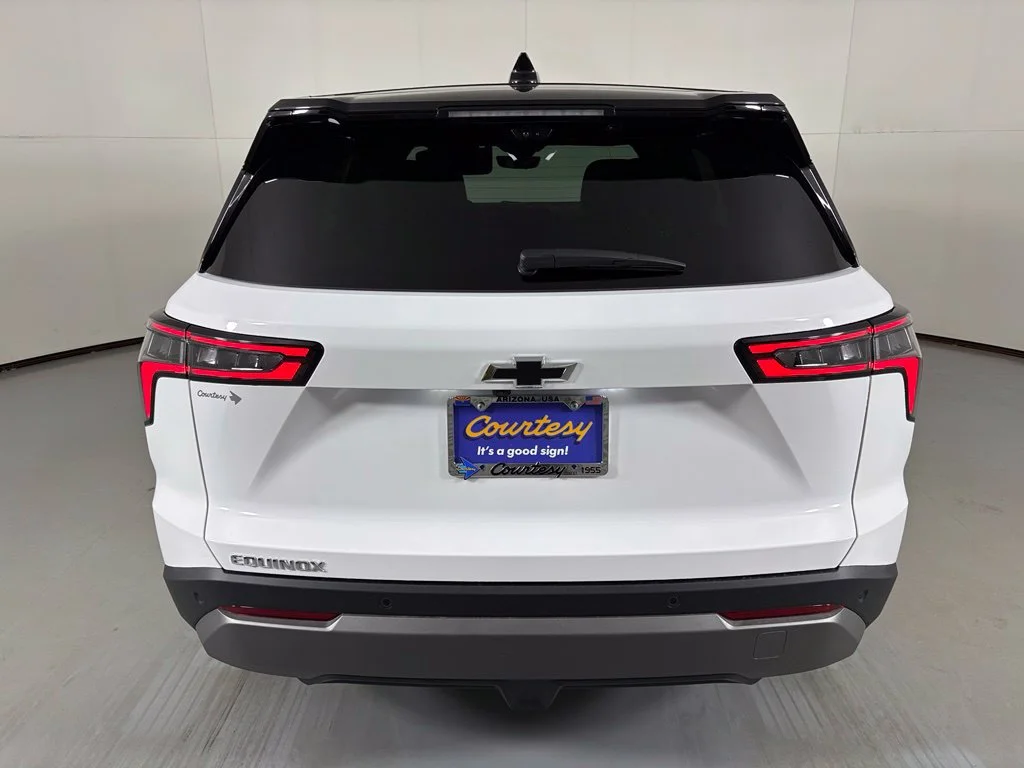 New 2027 Summit White Chevrolet LT image 8