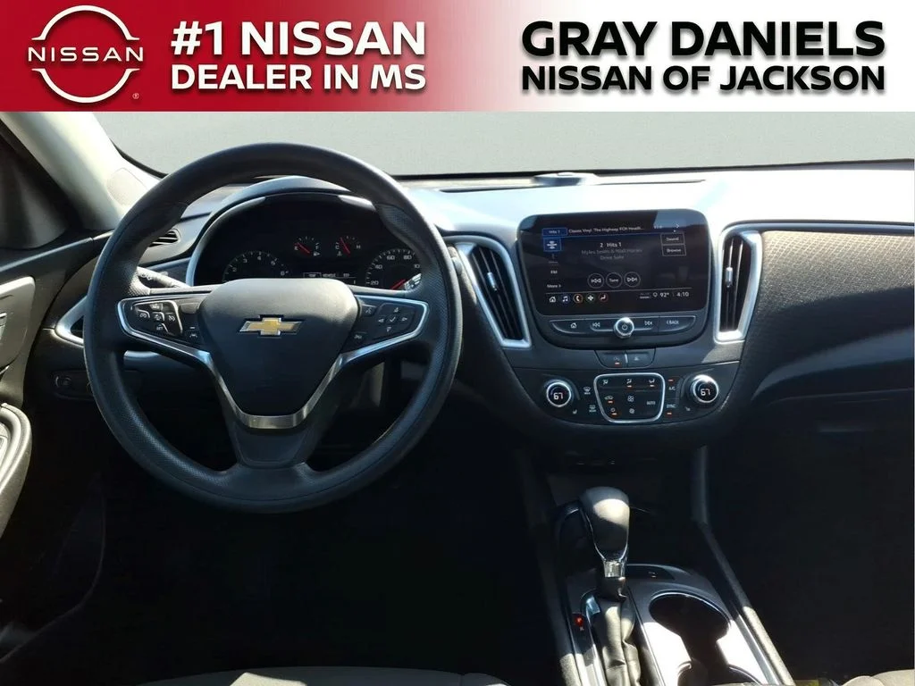 Used 2024 White Chevrolet LT image 8