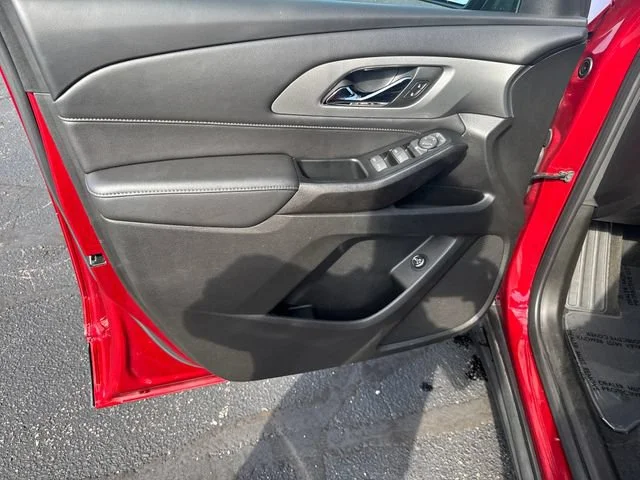 Used 2023 RADIANT RED TINTCOAT Chevrolet LT Cloth image 12