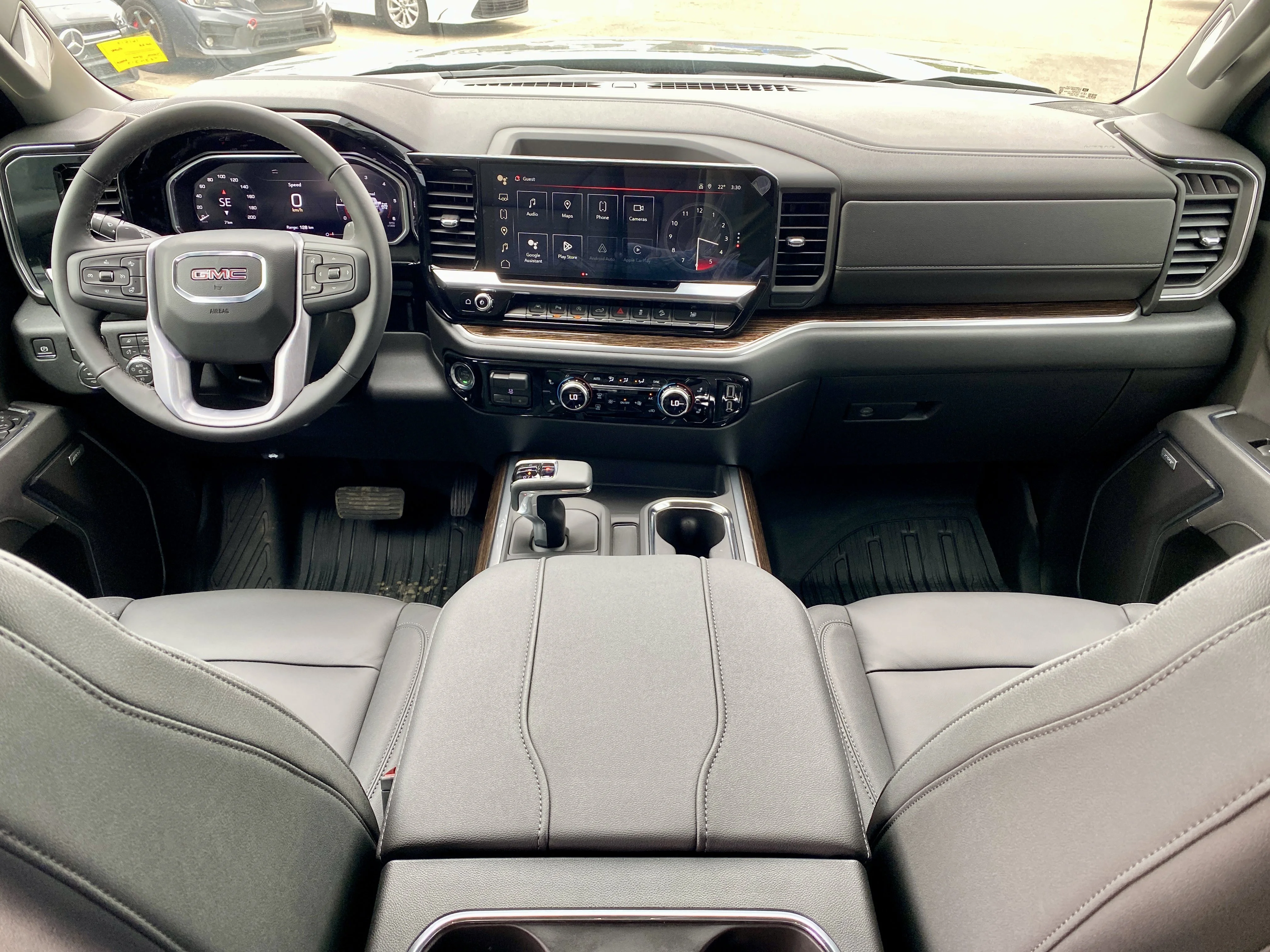 New 2026 ONYX BLACK GMC Elevation image 15