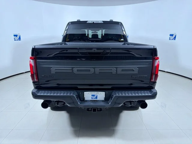 New 2026 AGATE BLACK METALLIC Ford Raptor w/Raptor 37 Package Super Crew Cab image 17