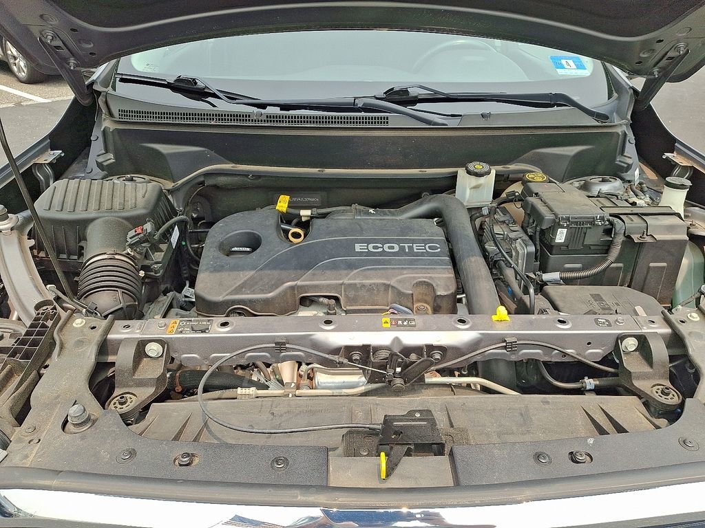 Used 2018 Steel Metallic GMC SLE image 29
