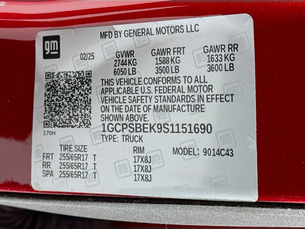Used 2025 Red Chevrolet Work Truck image 35