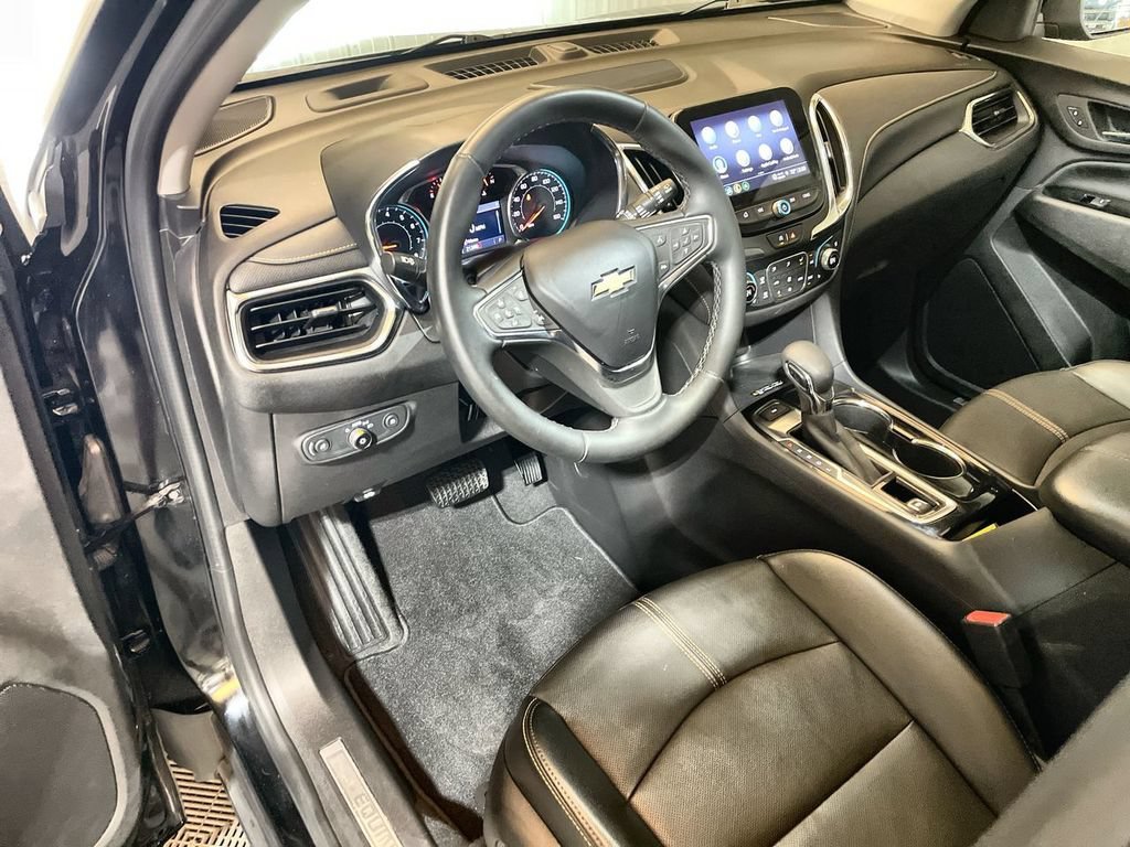 Used 2024 Mosaic Black Metallic Chevrolet Premier image 10
