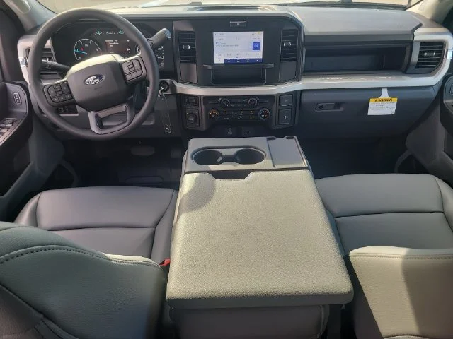 New 2027 Oxford White Ford XL 4WD CREW CAB image 14