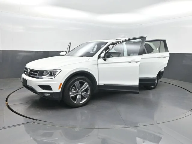 Used 2021 White Volkswagen 2.0T SEL image 36