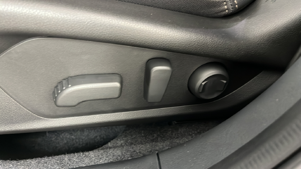 New 2026 ICE SILVER METALLIC Subaru Limited XT image 38