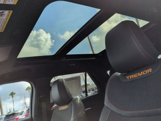 New 2027 Marsh Gray Ford Tremor® image 24