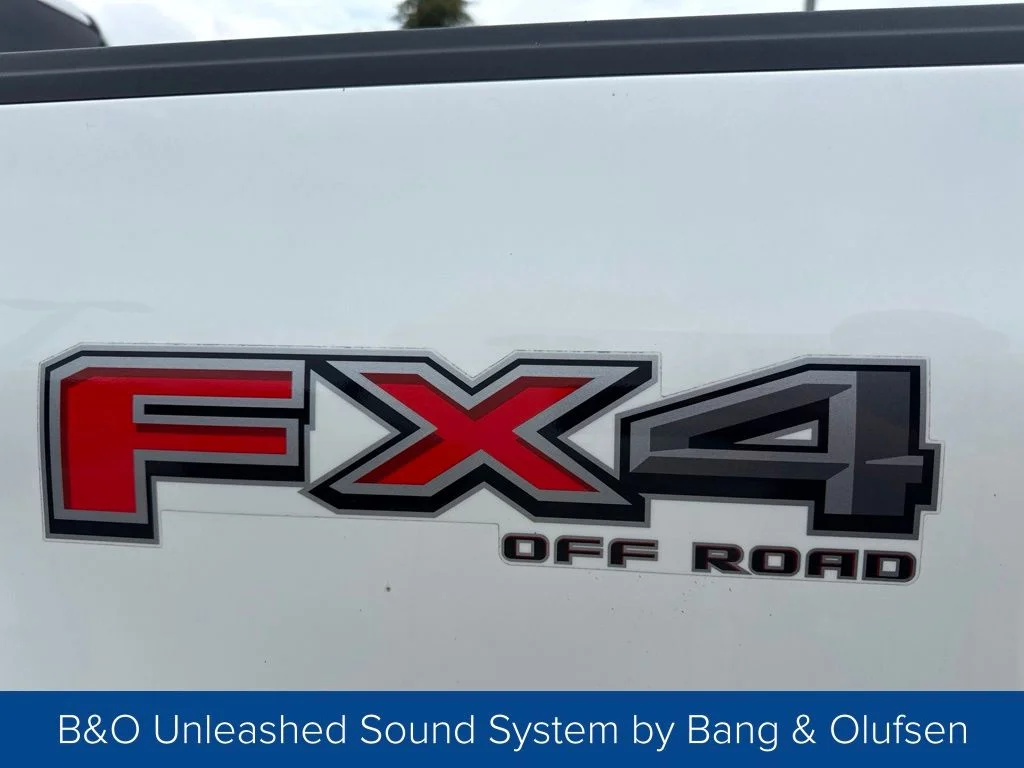 Used 2023 White Metallic Ford Platinum image 9