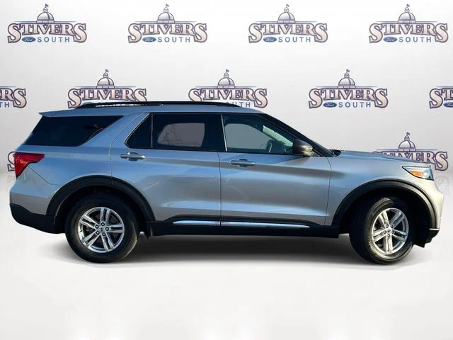 Certified Used 2023 Silver Ford XLT image 2