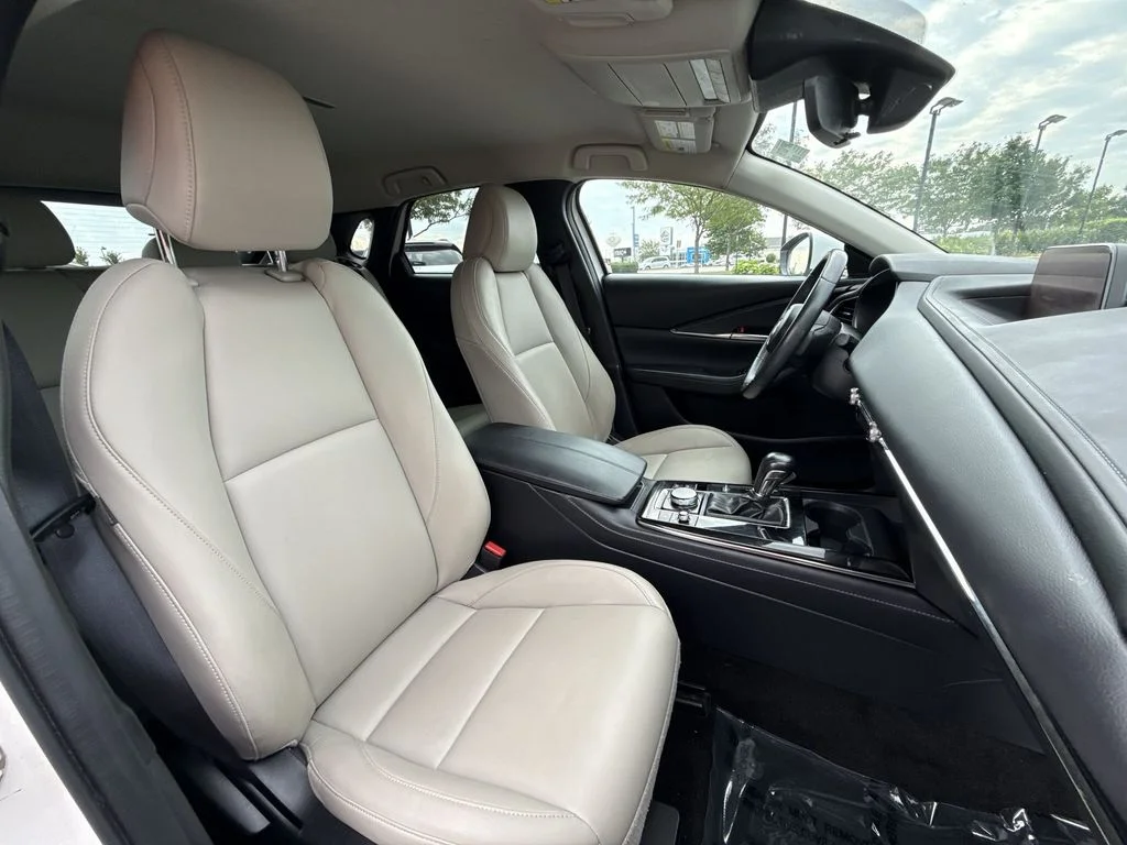 Used 2023 White Mazda 2.5 S Preferred Package image 26