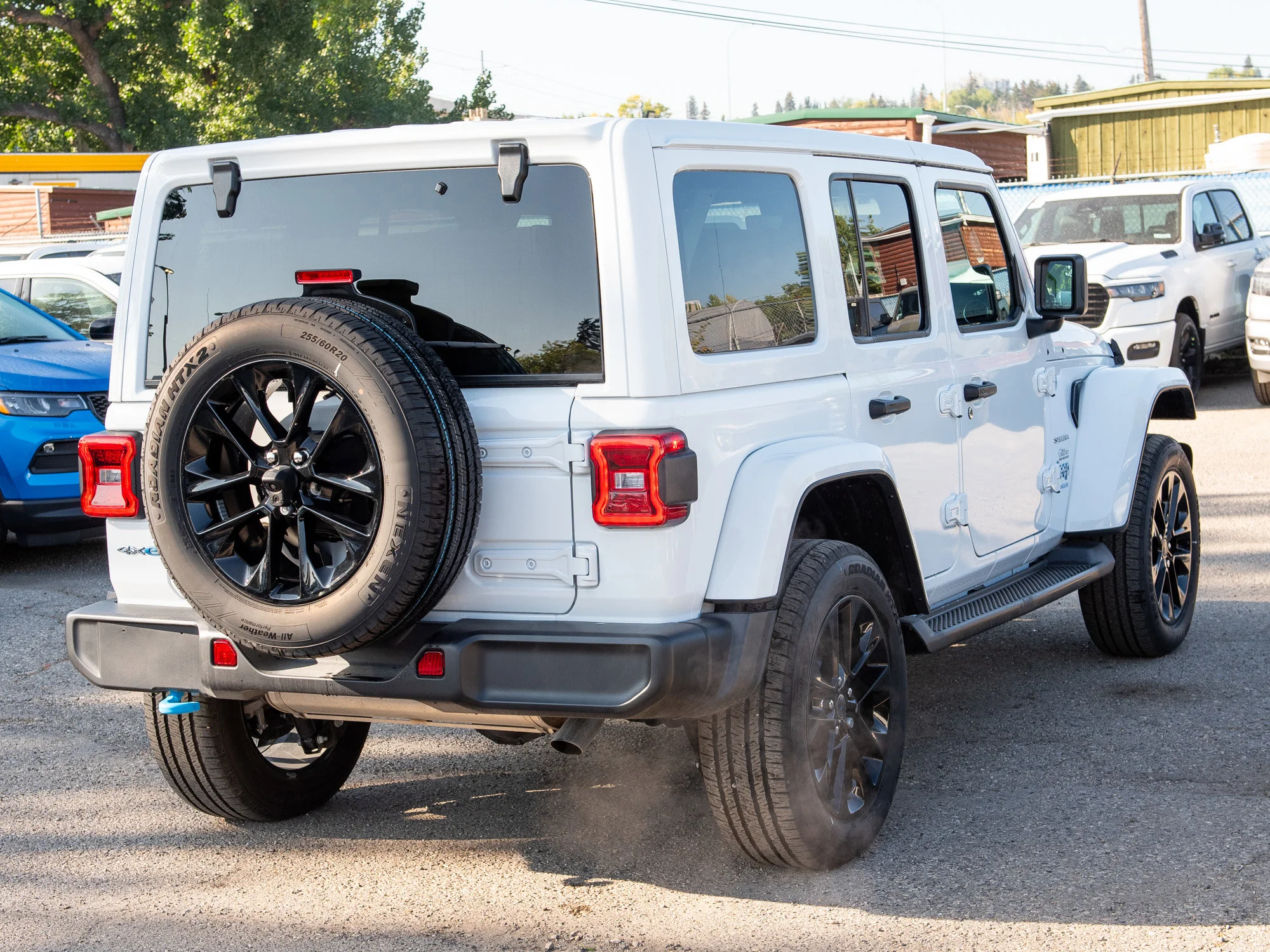 Used 2024 White Jeep Sahara* 4x4, Hybrid, Heated McKinley Leather, Dual Top Group image 5