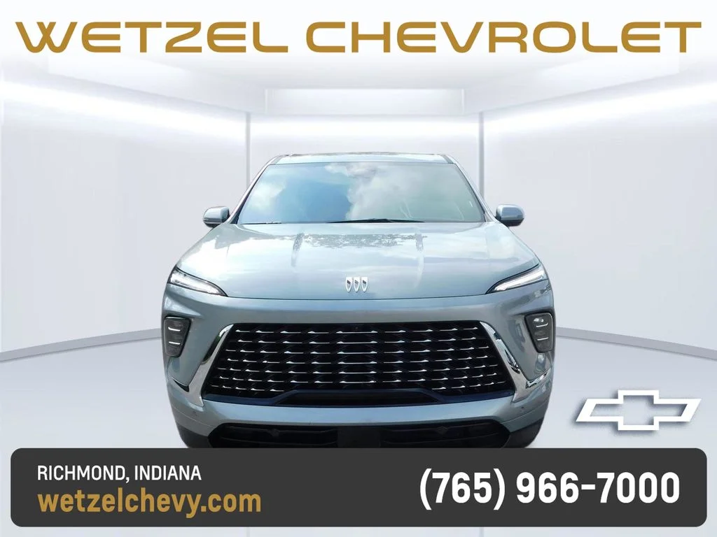 Used 2025 Gray Buick Avenir image 8