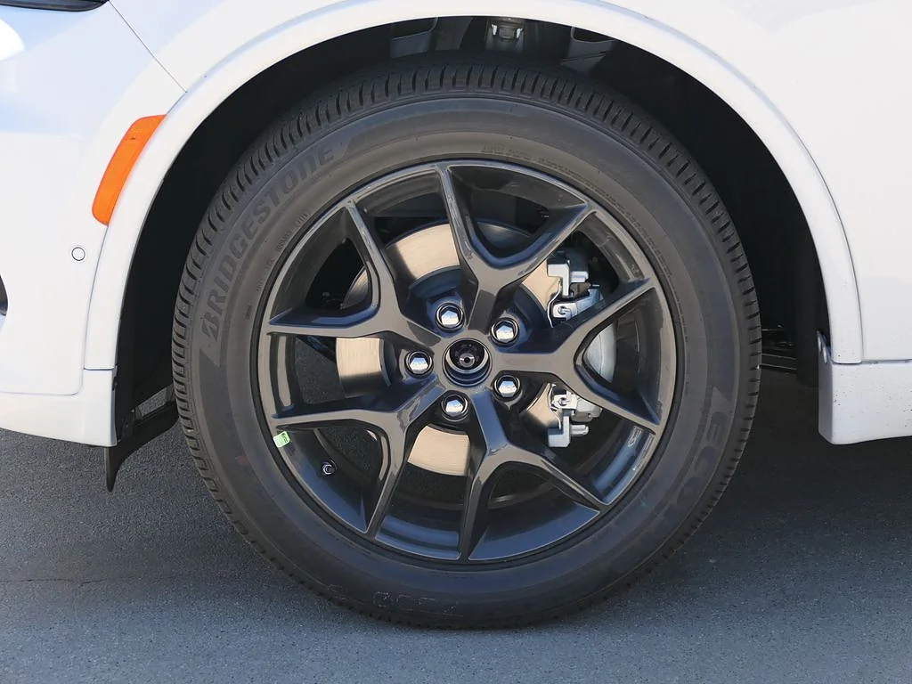 New 2026 White Knuckle Clear Coat Dodge GT Plus HEMI V8 image 8