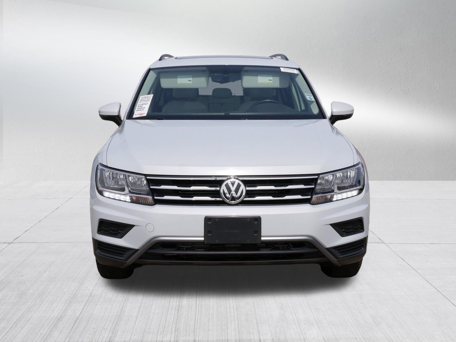 Used 2018 Volkswagen Tiguan SE with VIN 3VV2B7AX0JM168468 for sale in Brooklyn Center, Minnesota