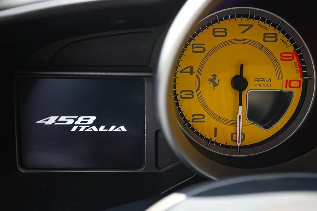 Certified Used 2011 Nero Daytona Ferrari Base image 49