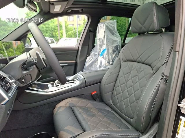 New 2026 Black Sapphire Metallic BMW xDrive40i image 12