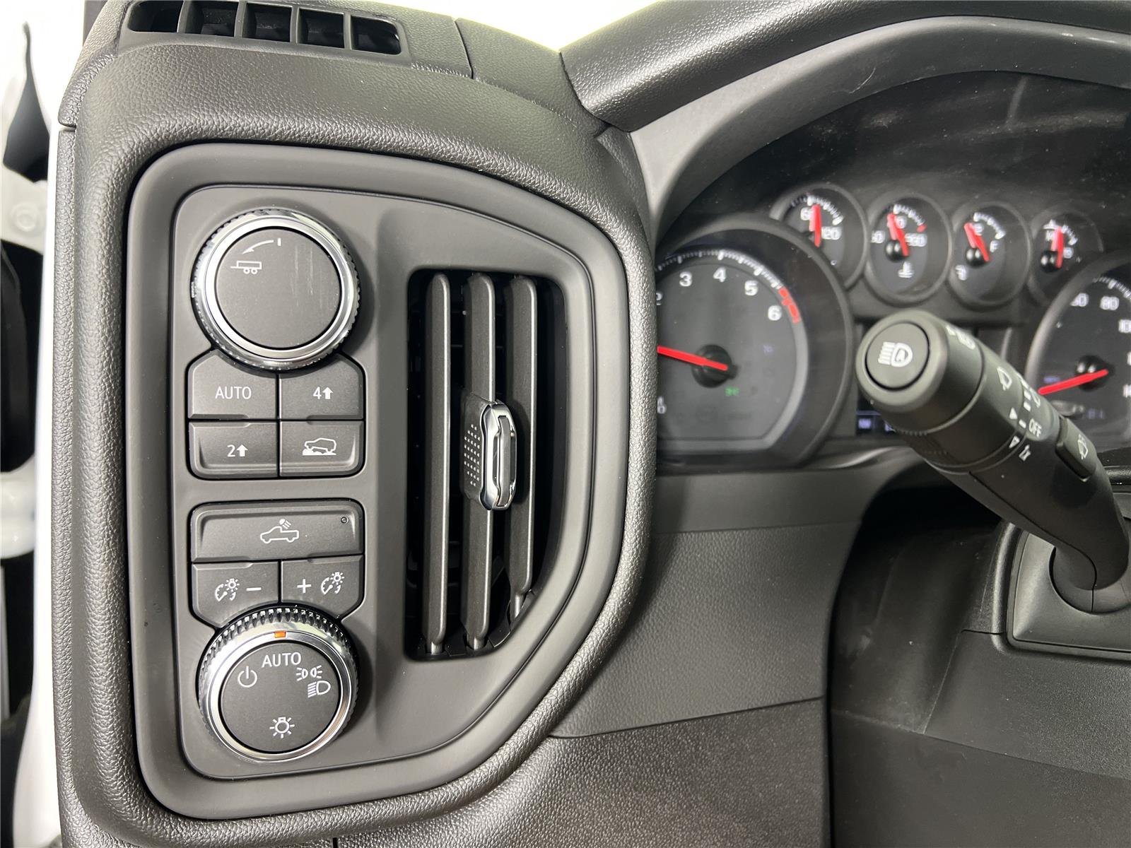 2026 GMC Sierra 1500 Pro - Photo 26
