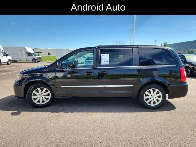 Used 2013 Black Chrysler Touring image 4
