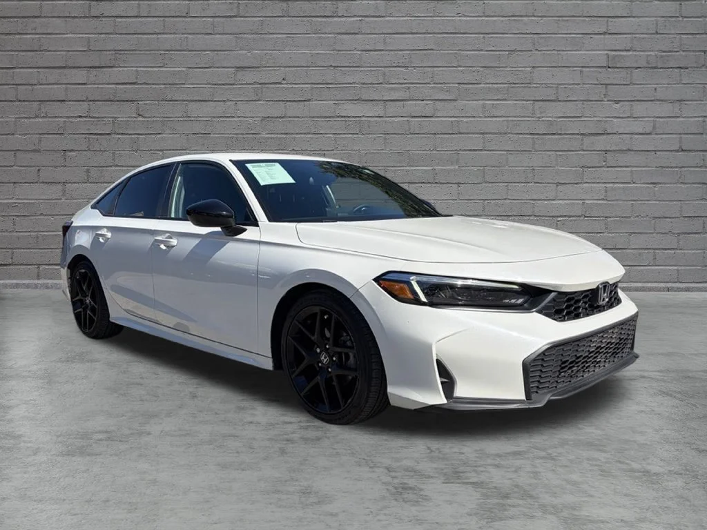 Certified Used 2025 Platinum White Pearl Honda Sport image 2