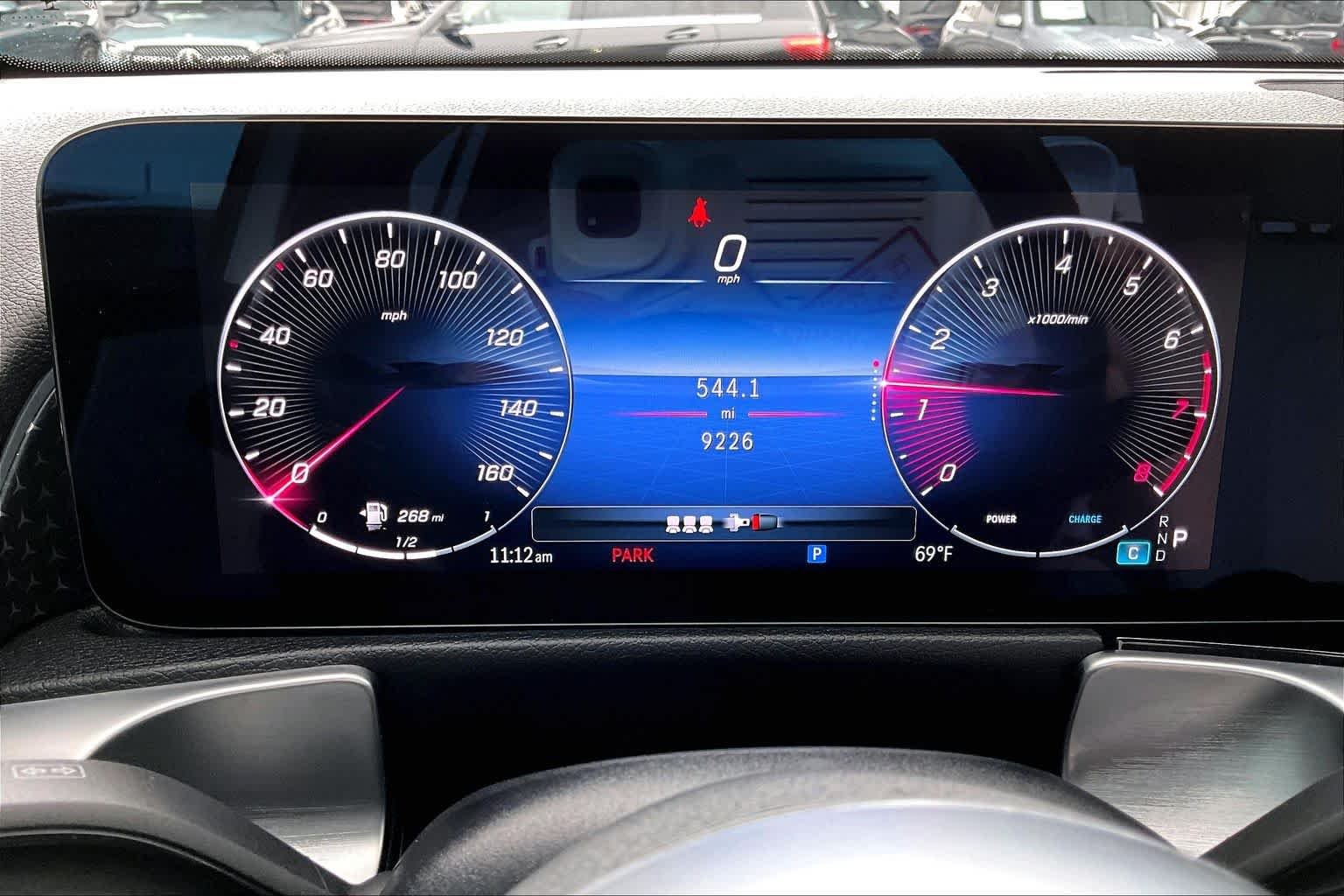 Certified Used 2025 Polar White Mercedes-Benz GLB 250 image 27