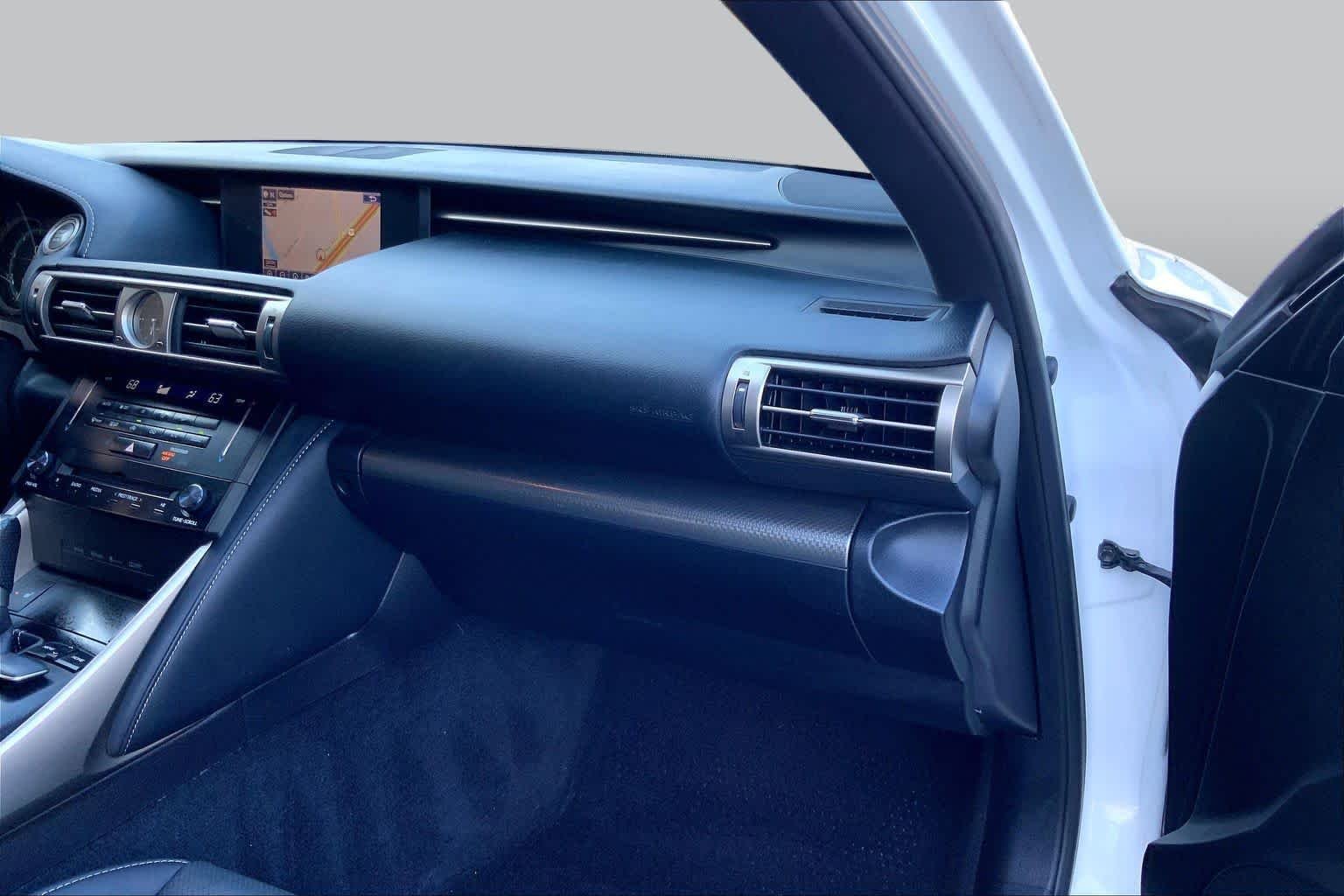 Used 2014 Ultra White Lexus  image 18
