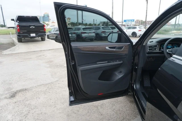 2024 Volkswagen Atlas SEL - Photo 13