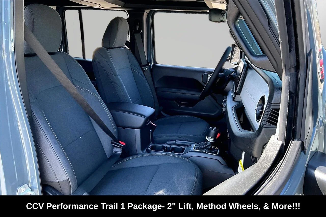 New 2026 Anvil Clearcoat Jeep Sport S image 19