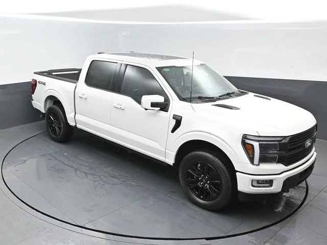 New 2026 Star White Metallic Tri-Coat Ford Platinum® image 19