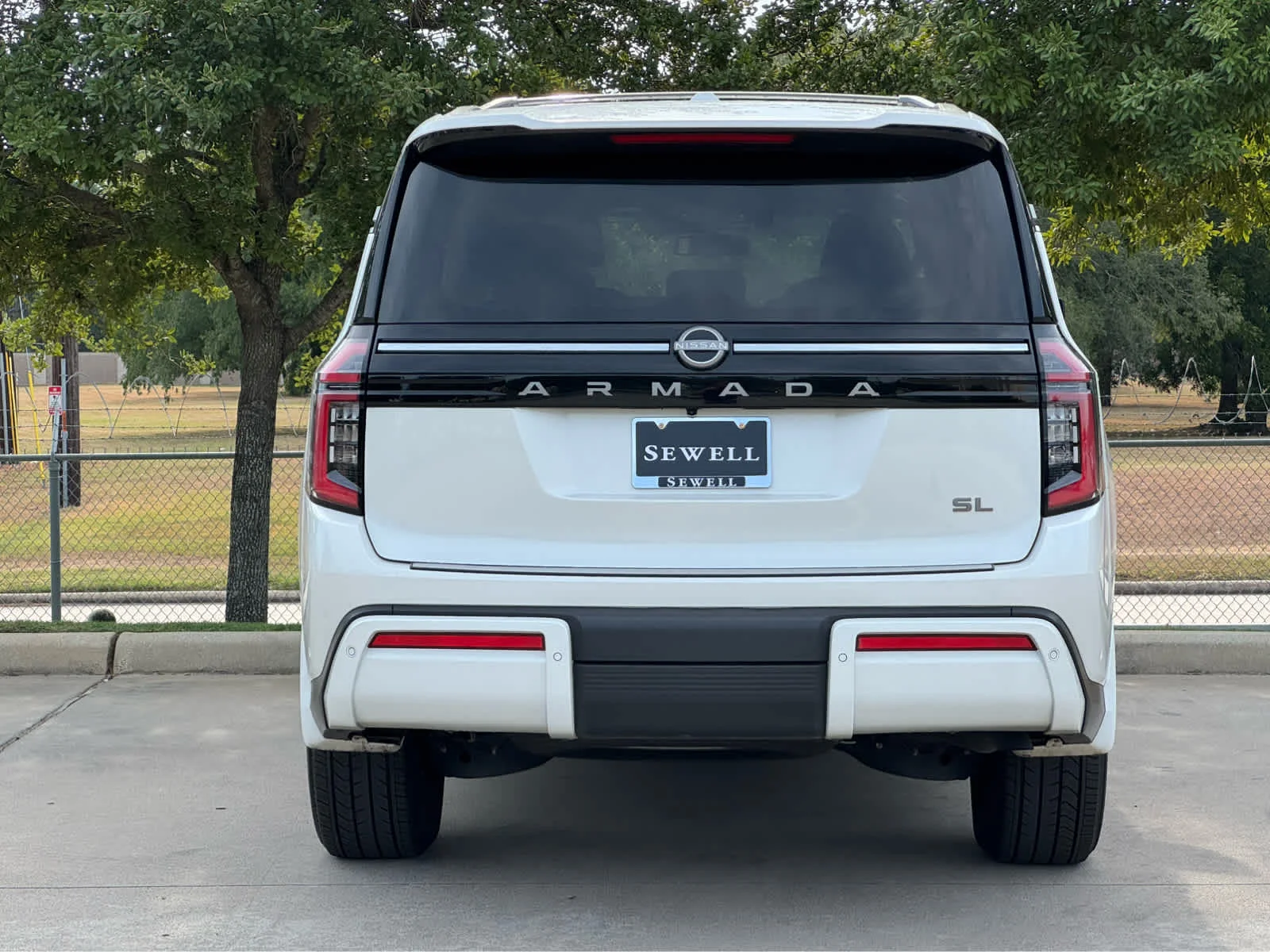 Used 2025 Aspen White Tricoat Nissan SL image 7