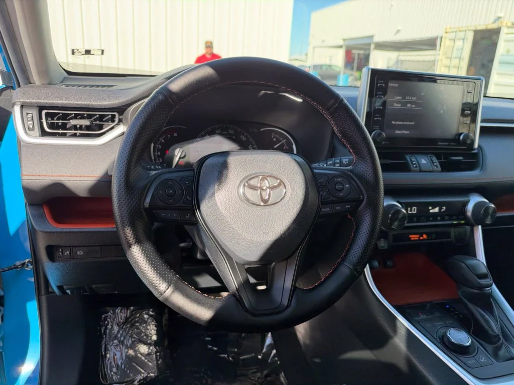 Used 2019 Blue Toyota Adventure image 16
