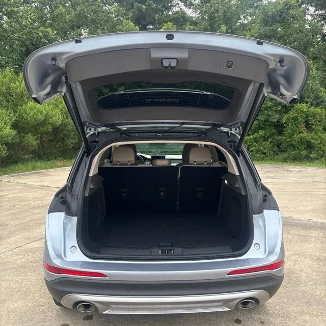 Used 2022 Blue Lincoln Standard image 5