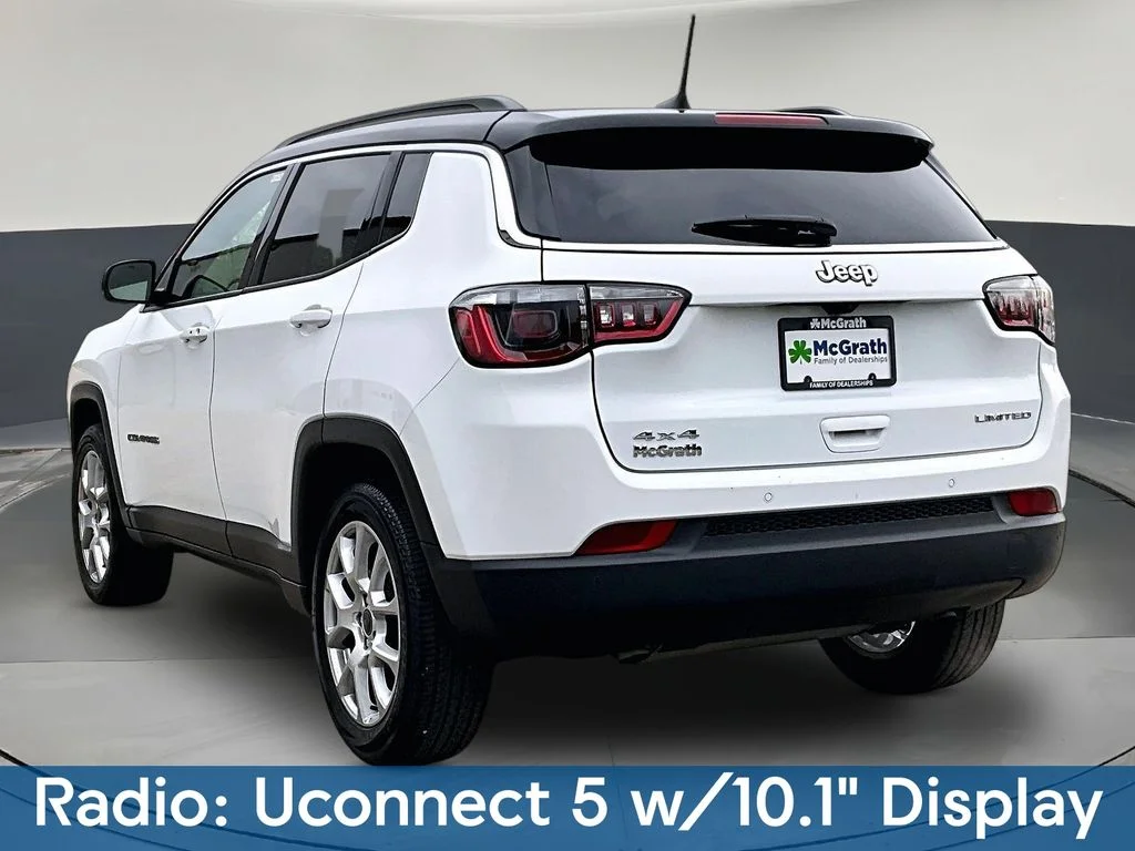 Used 2025 White Jeep Limited image 5