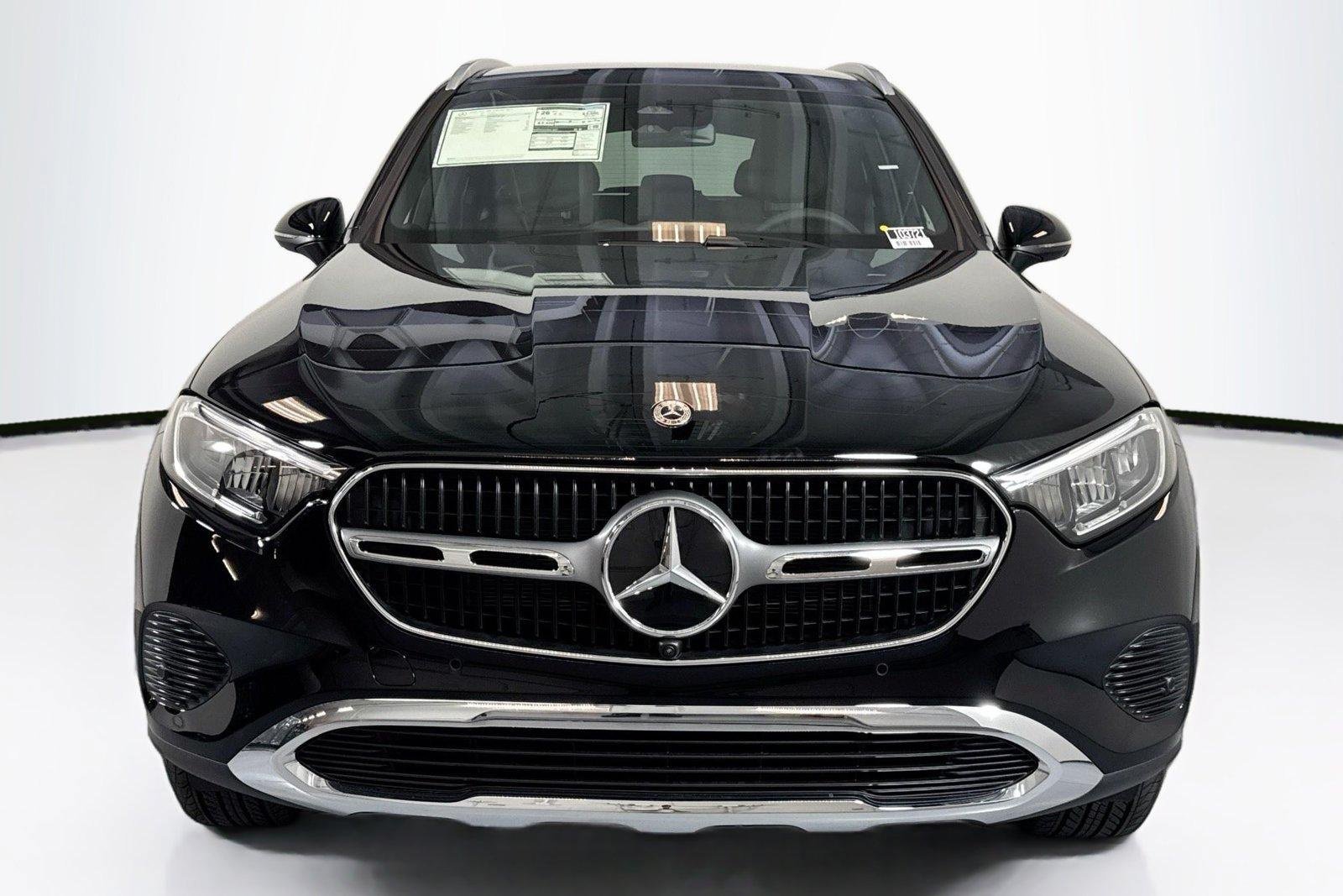 New 2026 Black Mercedes-Benz GLC 300 image 2