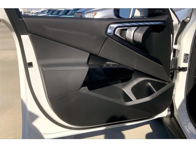 New 2026 Alpine White BMW 30 xDrive image 10