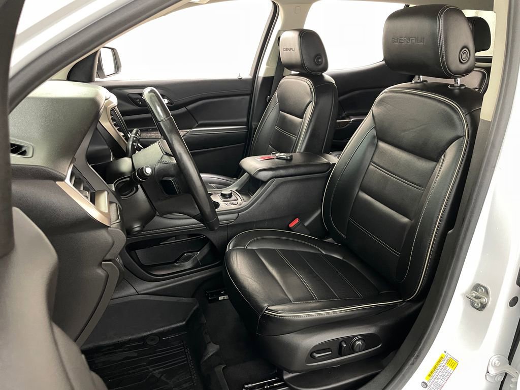 2021 GMC Acadia Denali - Photo 30