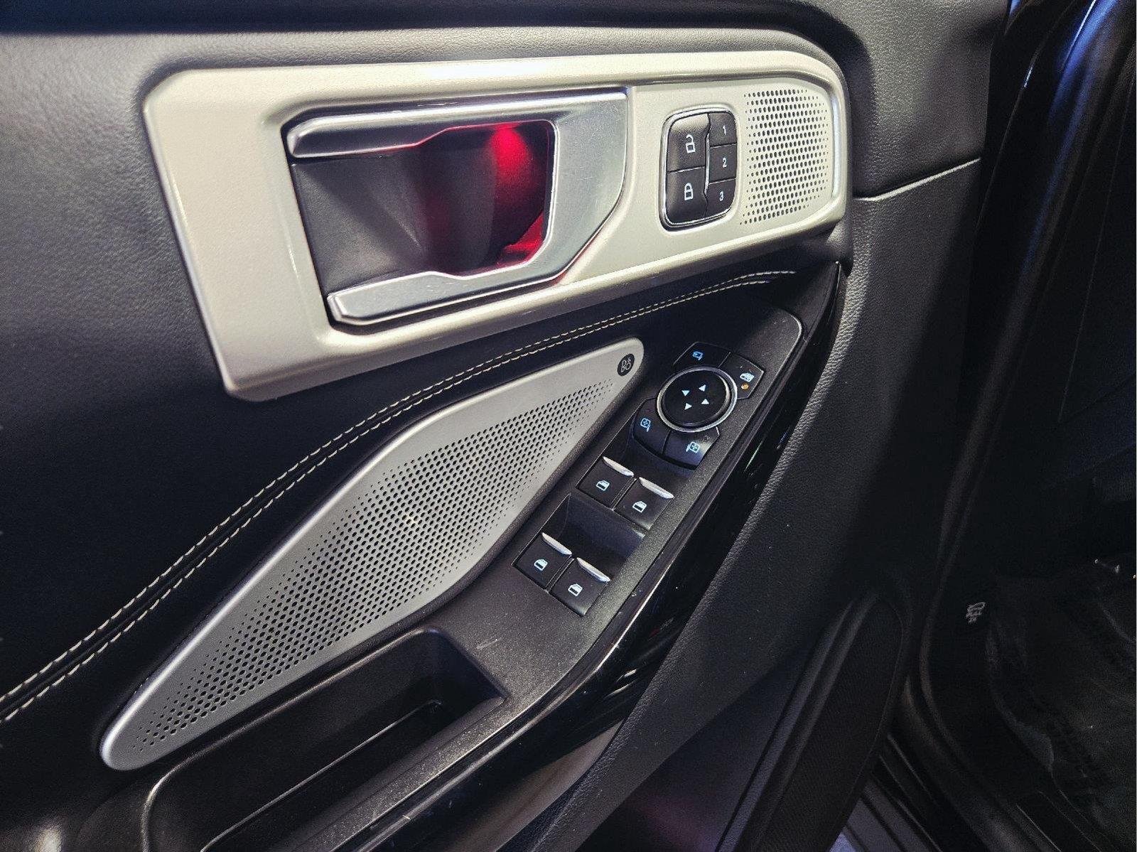 Used 2023 Agate Black Ford ST image 13