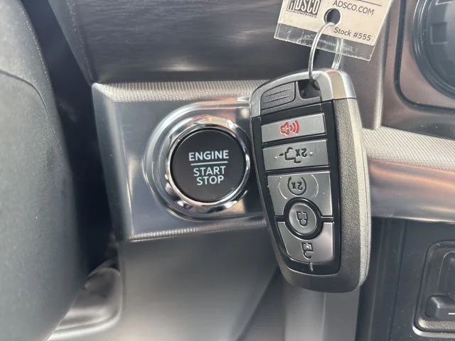 New 2026 Carbonized Gray Metallic Ford Lariat® image 23