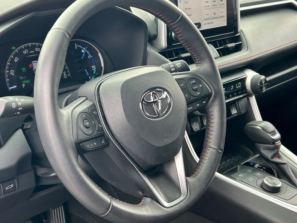 Used 2023 Ice Toyota SE image 20