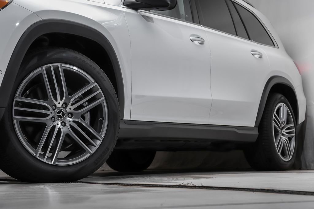 New 2026 Polar White Mercedes-Benz GLS 450 image 46