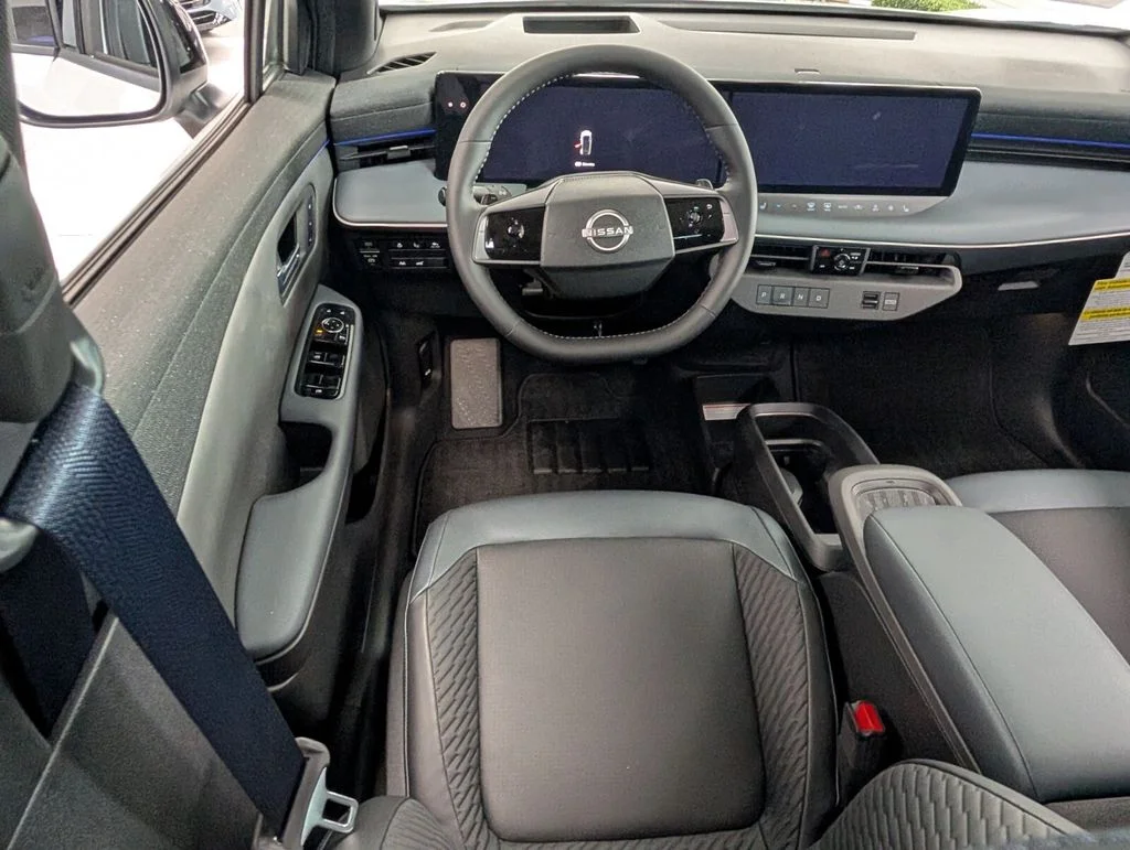 2026 Nissan LEAF Platinum+ - Photo 12