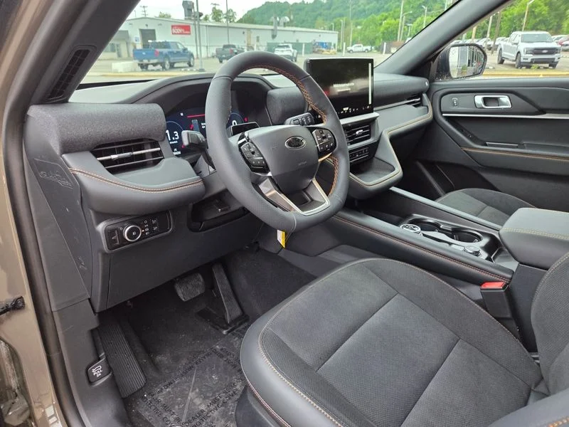 New 2026 Marsh Gray Ford Tremor® image 28