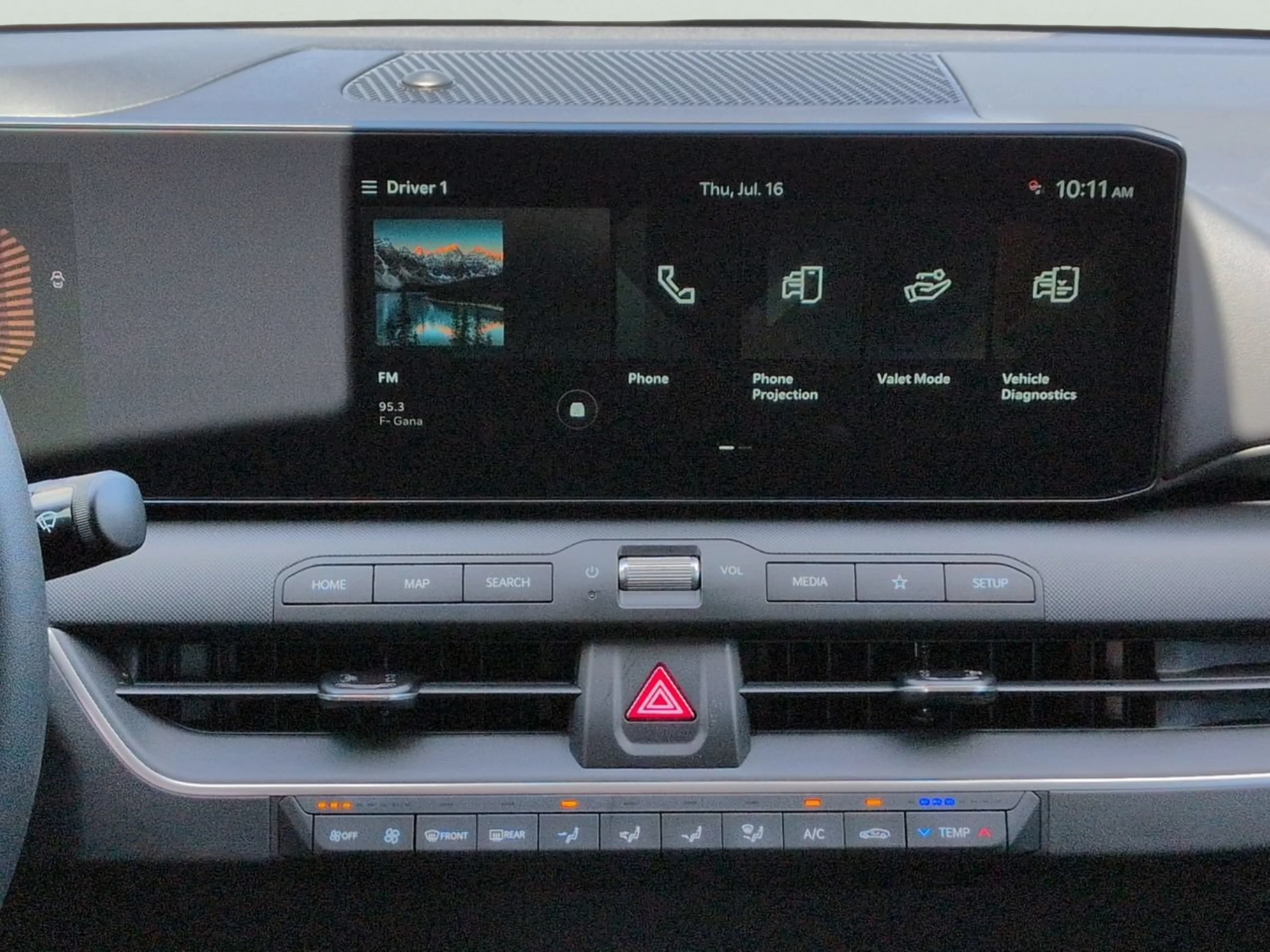 New 2026 Snow White Pearl Kia LXS image 14