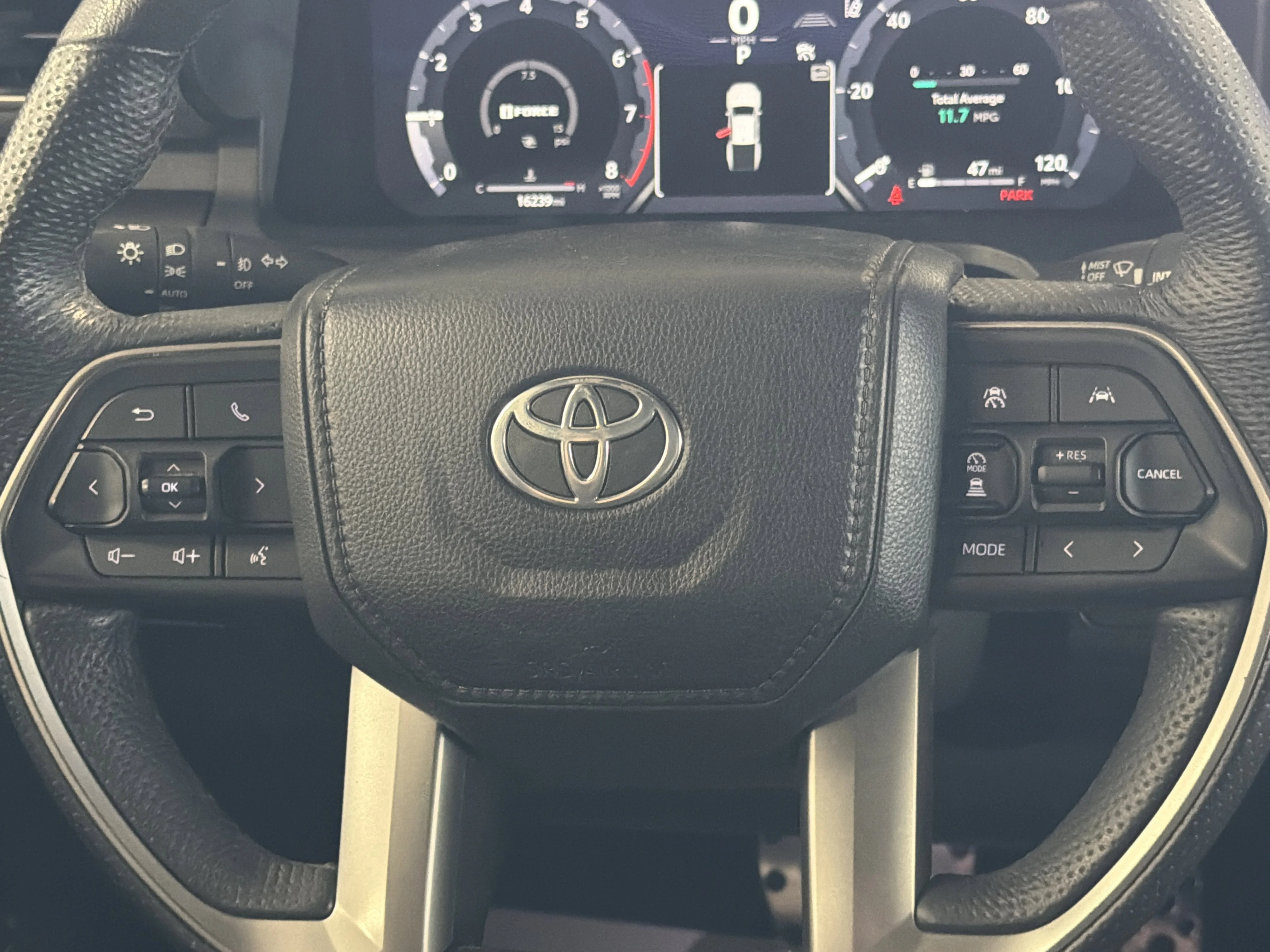 2024 Toyota Tacoma TRD Sport - Photo 16